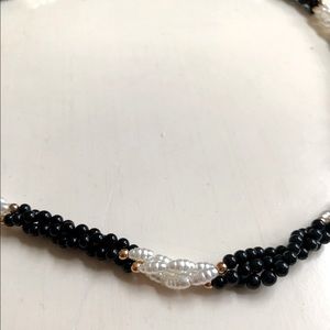 Stunning freshwater pearl necklace 24”